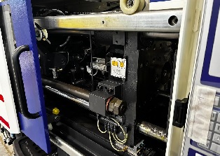 Haitian MAIII 600/280 Injection Molding Machine  - 3